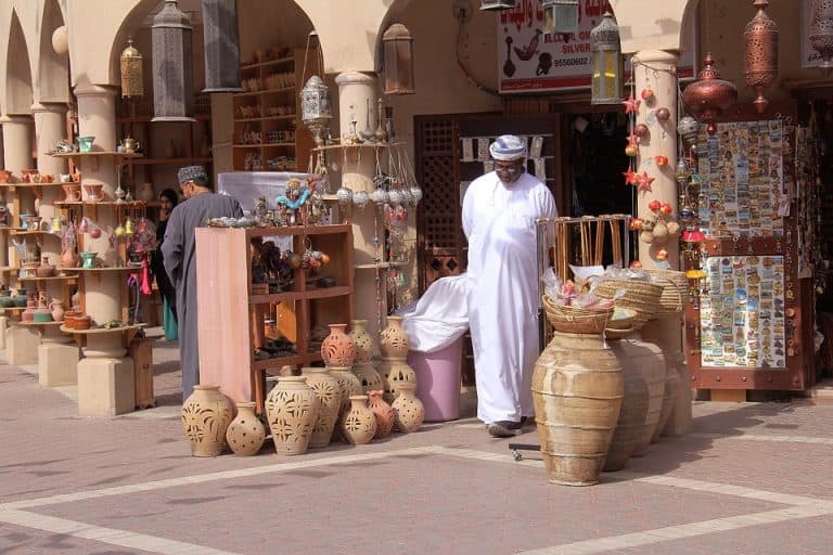 VERGESSEN SIE NICHT, DIESE 5 SOUVENIRS AUS OMAN ZU KAUFEN